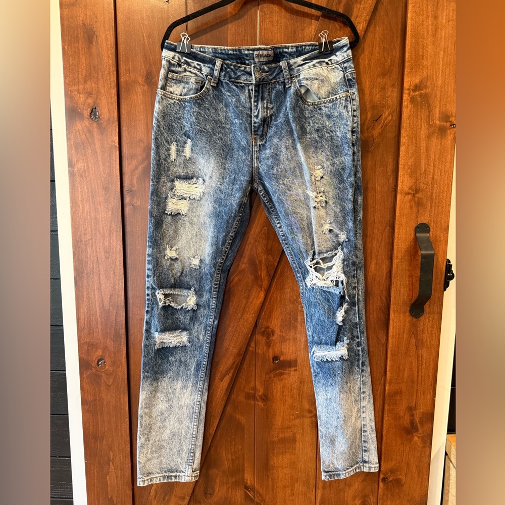 Trendy Distressed Blue Skinny Jeans